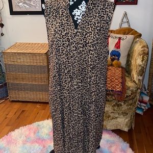Leopard 🐆 print dress, tunic style with pockets